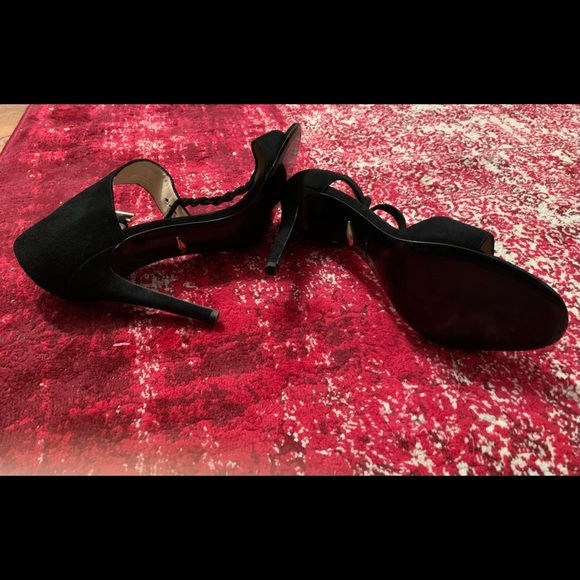 DianevonFurstenberg - Picture 3 of 5